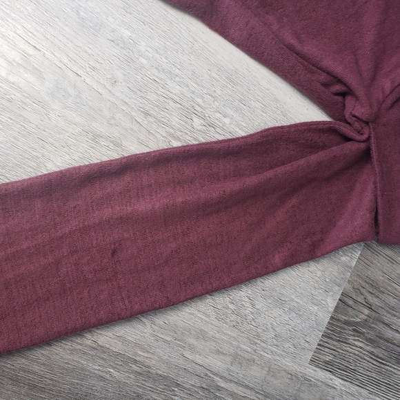 A&F Cozy Soft Women’s Off the Shoulder Wrap Sweater Crisscross | S - Picture 3 of 9